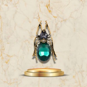 Broche Scarabée Cristal Vert Argent - Design raffiné et lumineux