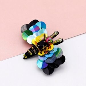 broche abeille en métal élégant