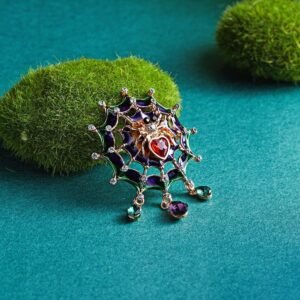 broche araignée en métal