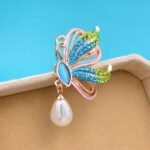 broche artisanale papillon des îles