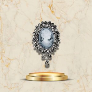 Accessoire de mode broche camée rétro ornée de cristaux étincelants