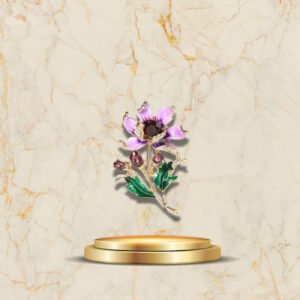Broche Fleur Rose Persane avec pétales violets et détails dorés
