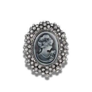 Broche Camée Grandeur Argent fond blanc
