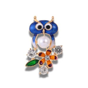 Broche Hibou Blanche Perlée fond blanc