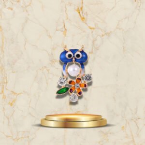 Broche Hibou Blanche Perlée - Accessoire Élégant