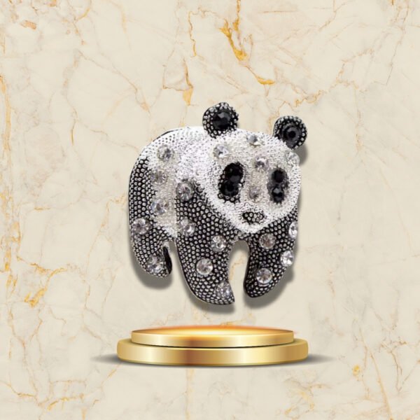 Broche panda mignon argenté et noir, accessoire original pour tenue raffinée