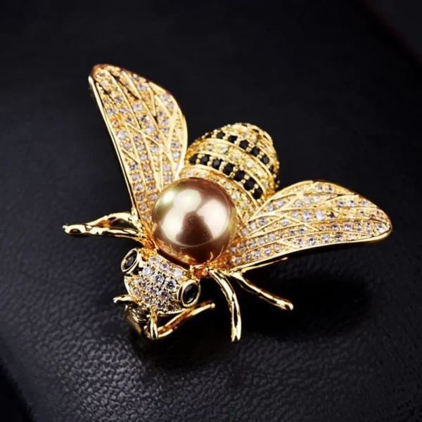 broche abeille costume