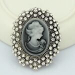 accessoire de mode broche argent
