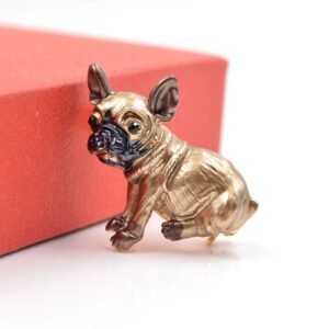 bijou broche chien carlin