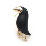 bijou broche corbeau