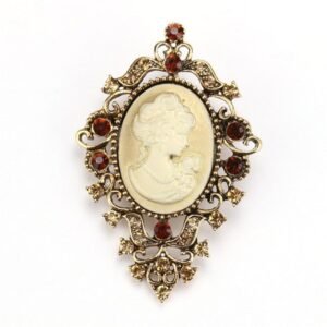 Broche Camée Duchesse