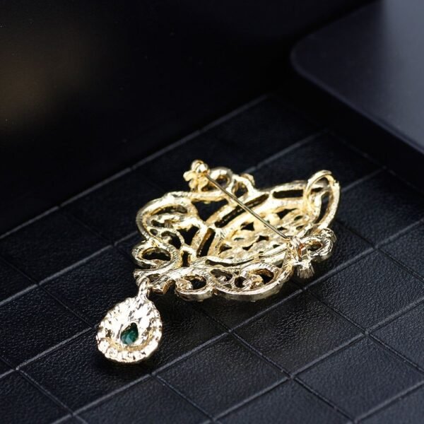 broche design ancien trésor enivrant