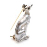 broche élégante chien lévrier