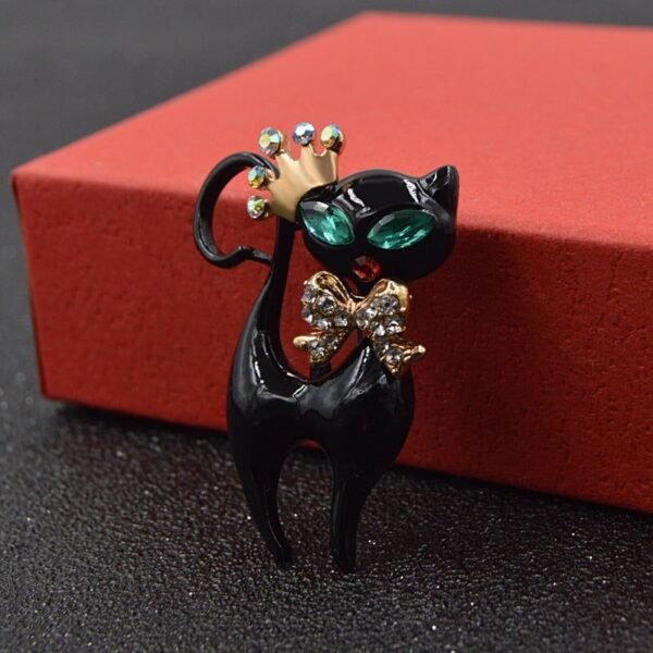 broche en forme de chat altesse royale