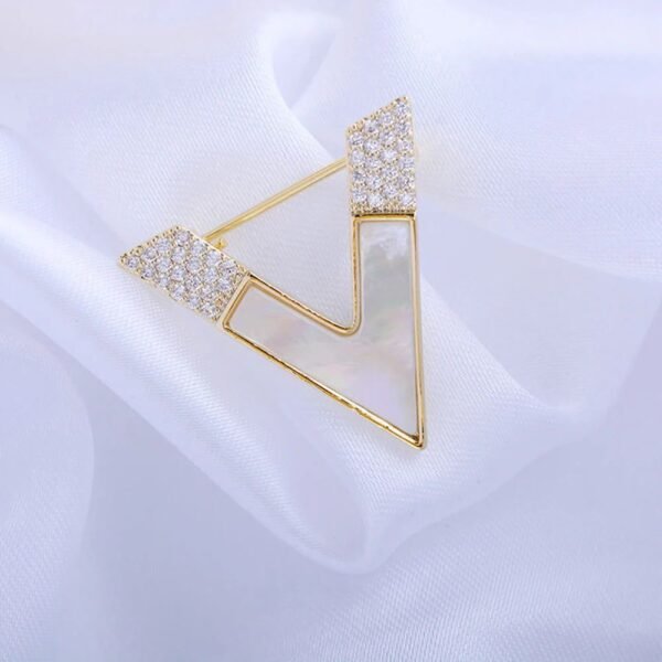 broche en strass scintillante