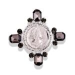broche fine camée gloire héroïque