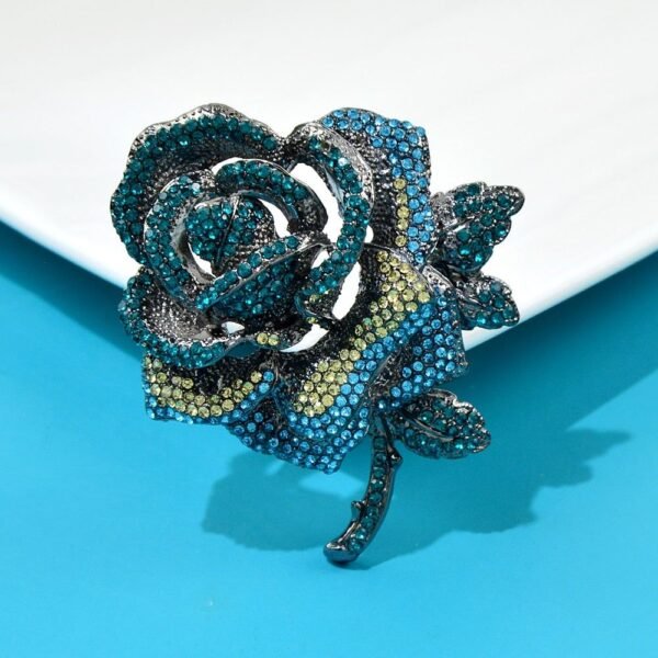 broche grande fleur