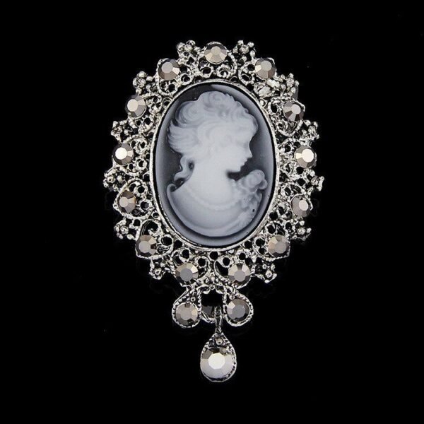 ornement broche camée ambre
