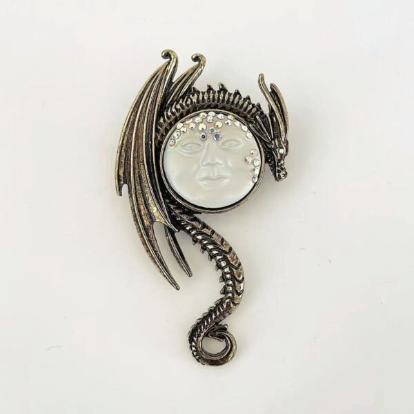 ornement dragon et lune