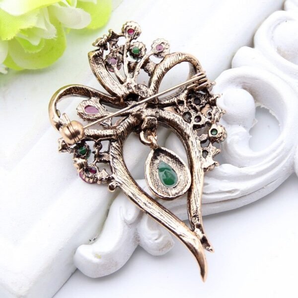 bijou ancien inspiré de l'Orient