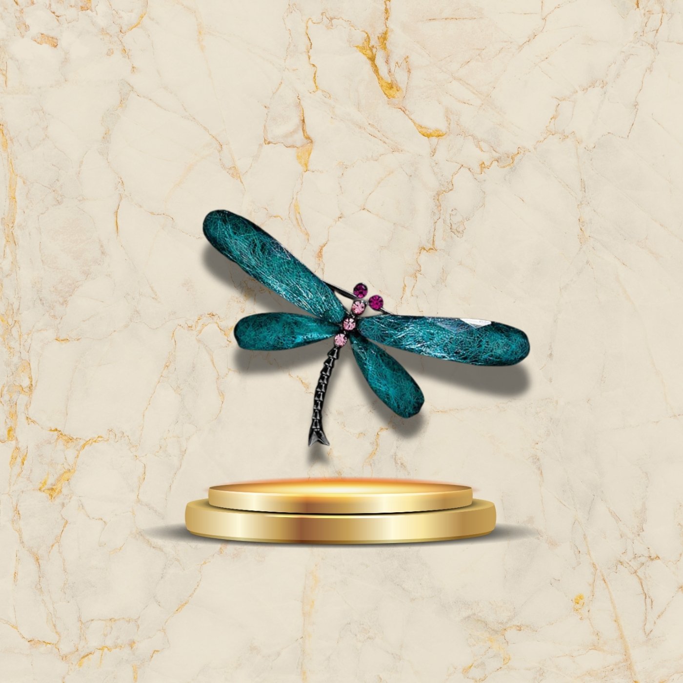 Bijou libellule design tendance avec ailes colorées