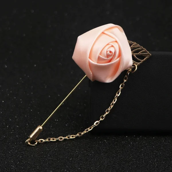 broche rose tissu pour evénements