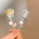 ornement broche strass rose