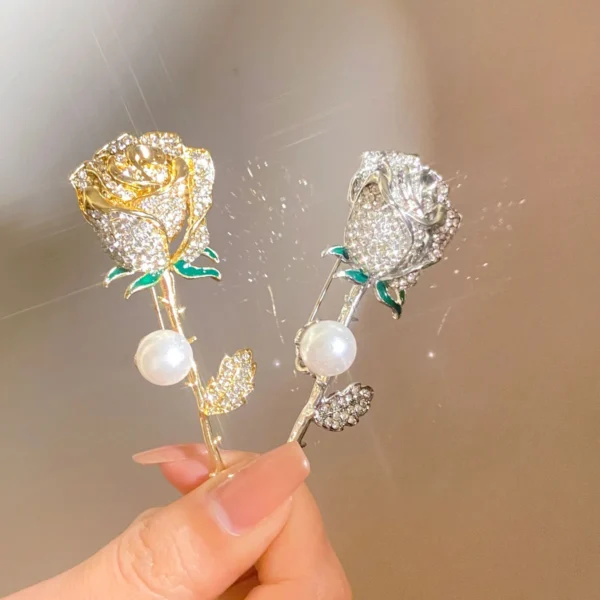 ornement broche strass rose