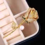 broche délicate strass rose