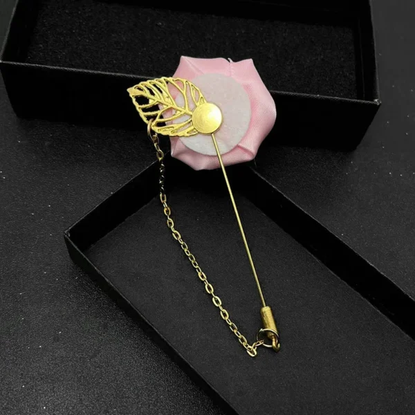 broche artisanale fleur rose