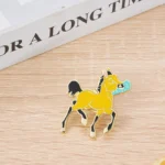 bijou broche cheval fantaisie