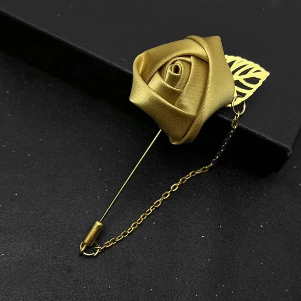 broche chic en tissu fleur rose