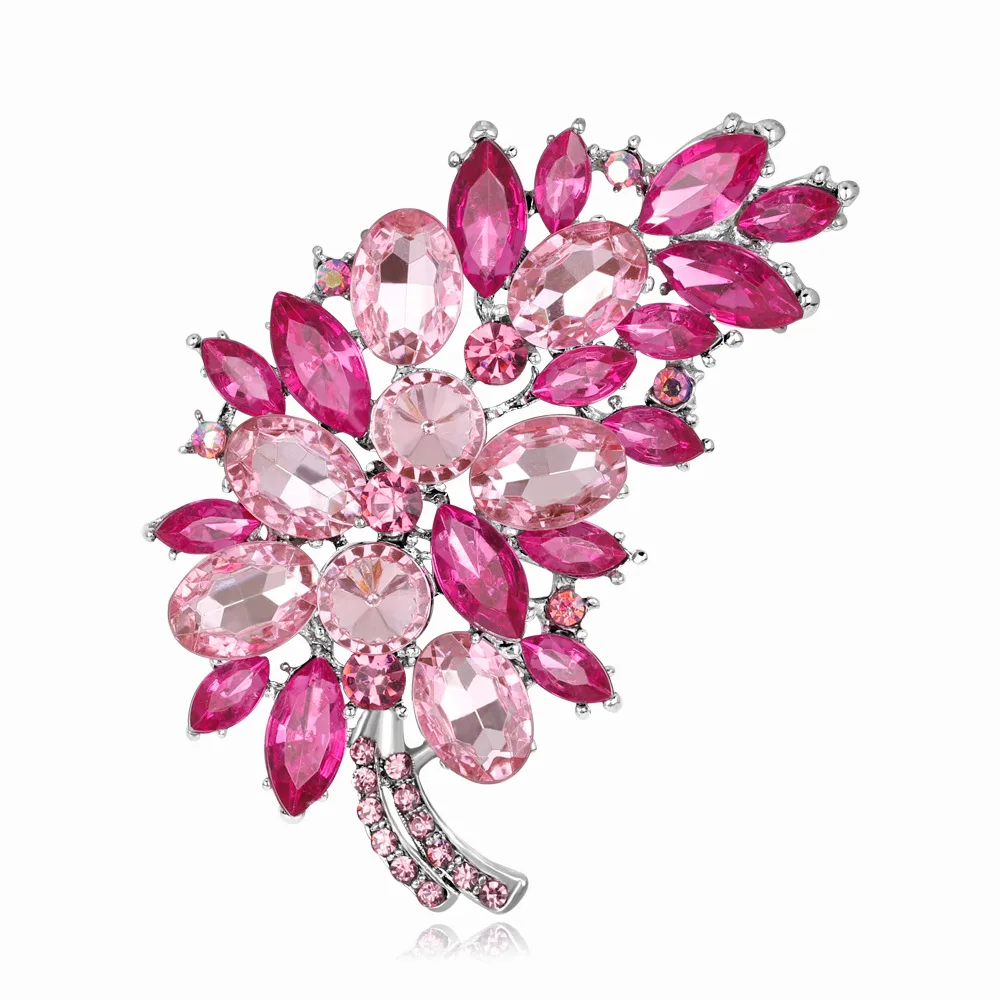 broche mariage invité