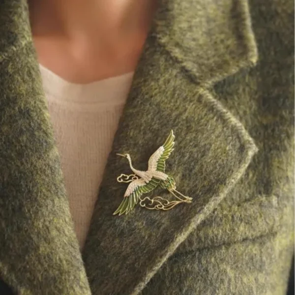 bijou broche oiseau en strass