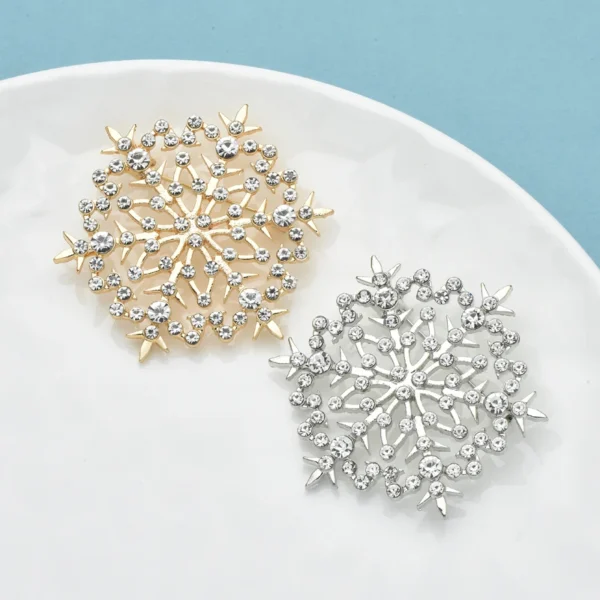 broche en strass flocon de neige