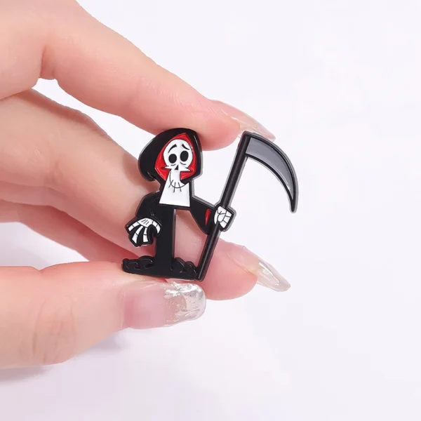 broche squelette avec faux