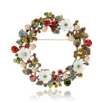 broche couronne de noël festive