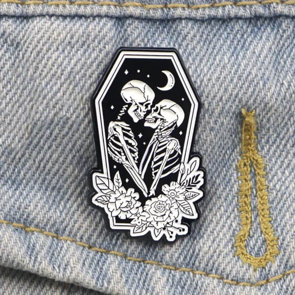 broche design gothique