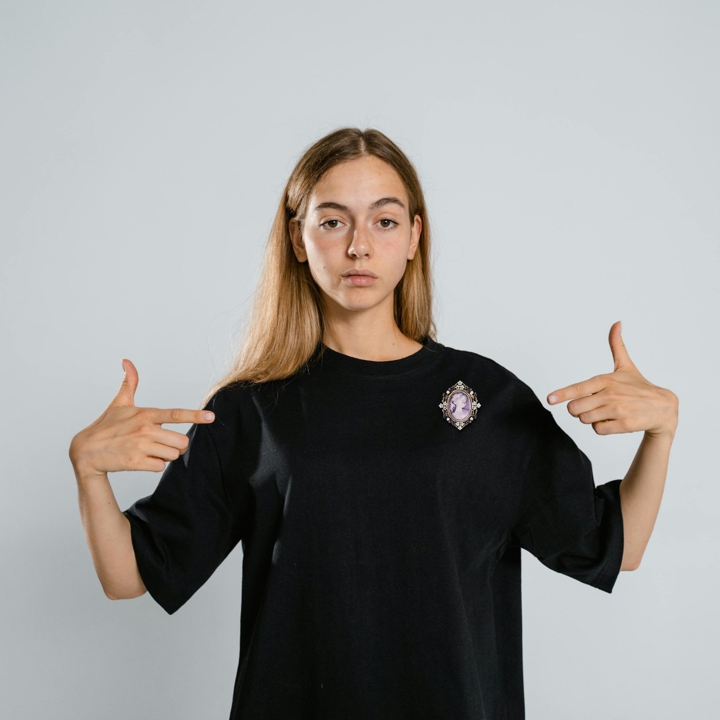 Broche Camée Ornée D'étoiles – Image 5