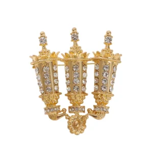 broche moderne inspirée par l'Égypte