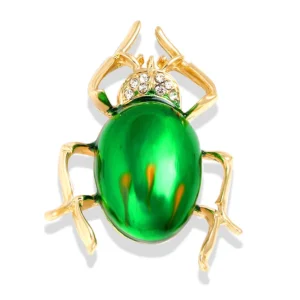 Broche Scarabée Gros Ventre Doré avec design raffiné