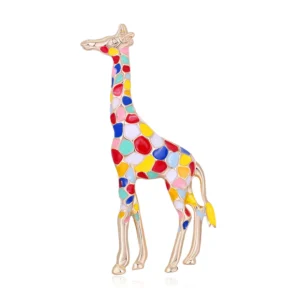 Broche girafe colorée avec des motifs variés