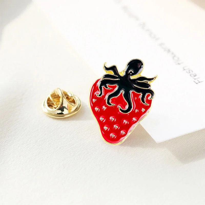 Pin's design original pour décoration et cadeaux