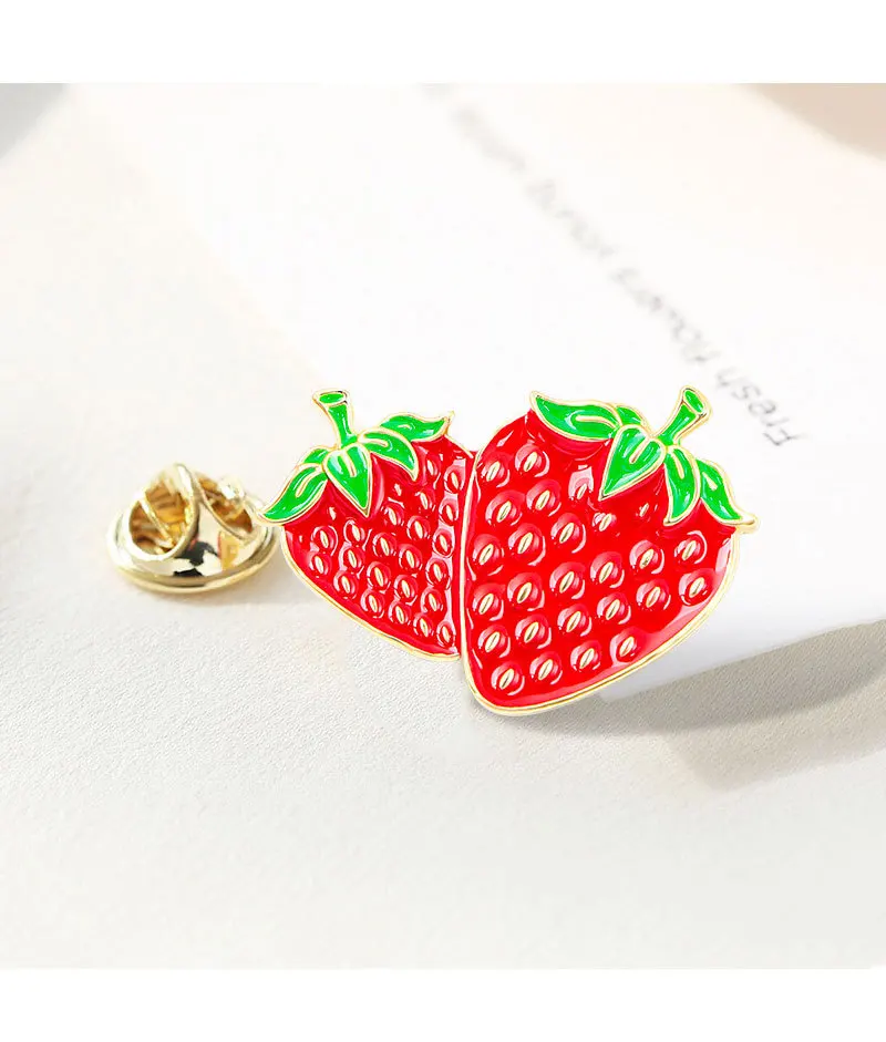 Accessoire de mode Pin's Fraise pour sacs