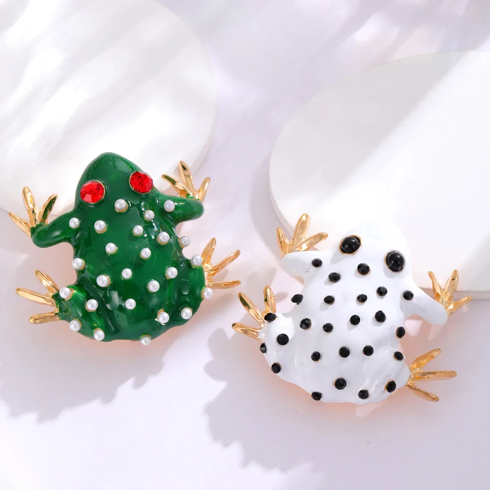 Style vintage broche grenouille