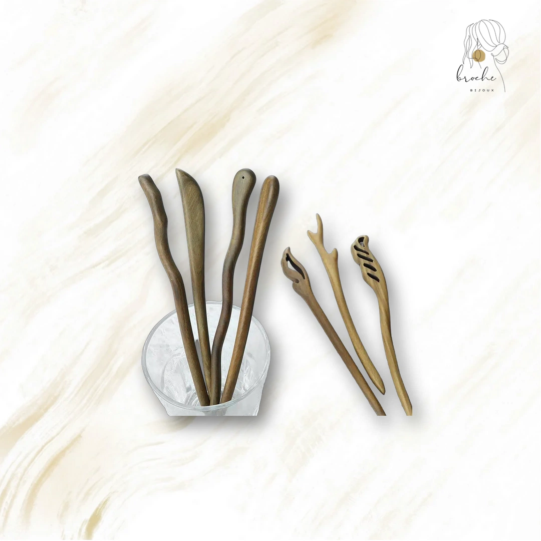 Broche A Cheveux Ancienne en bois