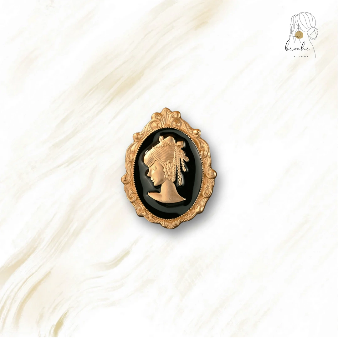 Broche Camée Dorée Noire