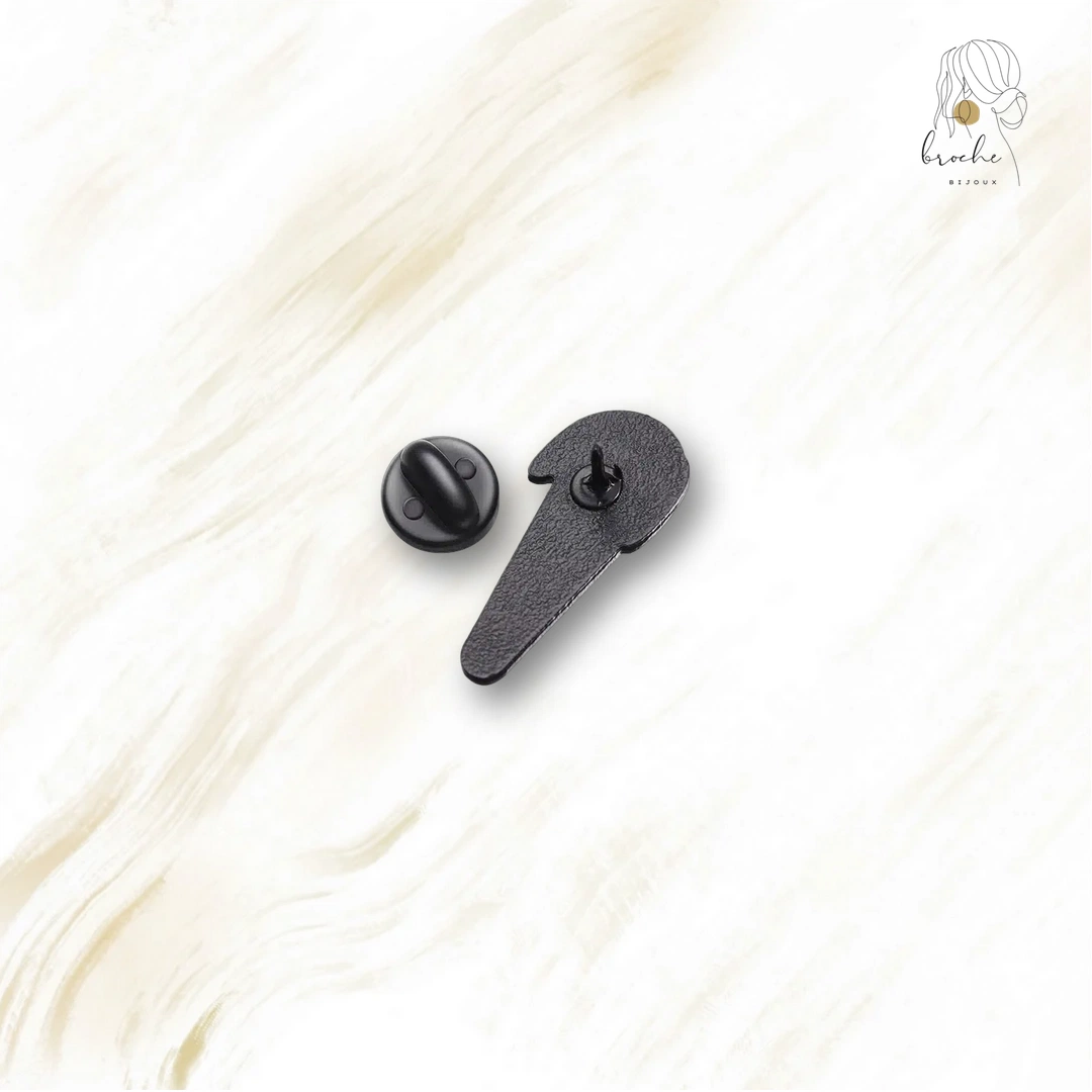 Broche En Forme De Chien