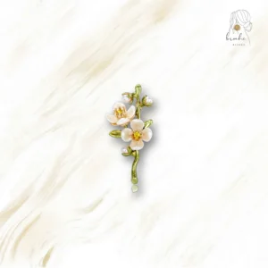 Broche Fleur Blanche