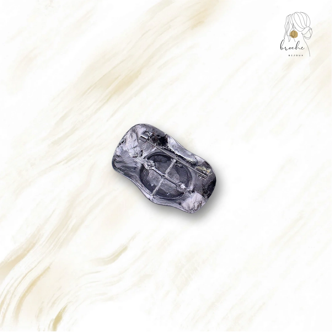 Broche Originale Chapeau Mondain